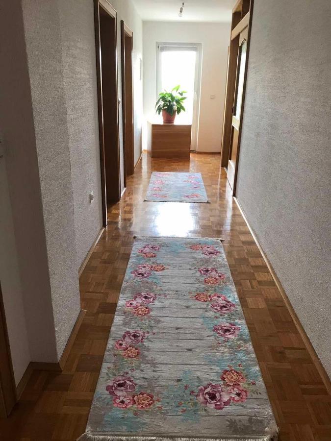 Sobe Lara Apartment Gradacac Exterior photo
