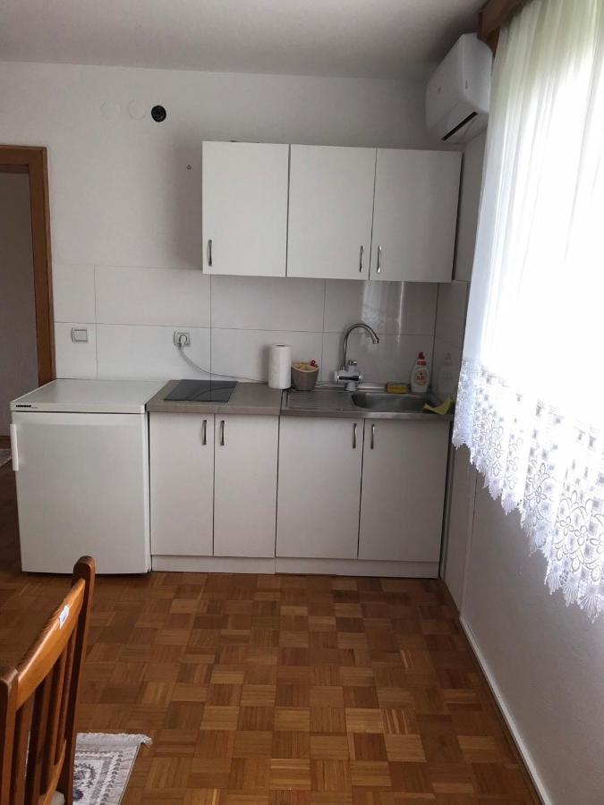 Sobe Lara Apartment Gradacac Exterior photo